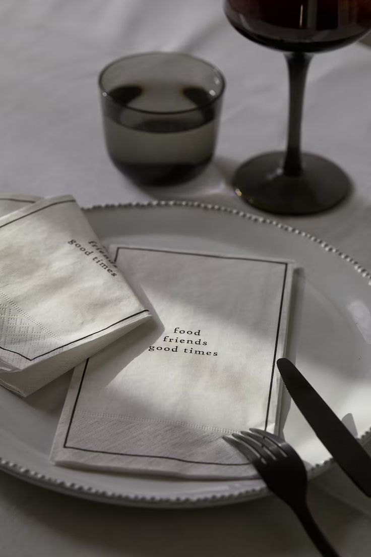 "Food, friends, good times" Paper Napkins