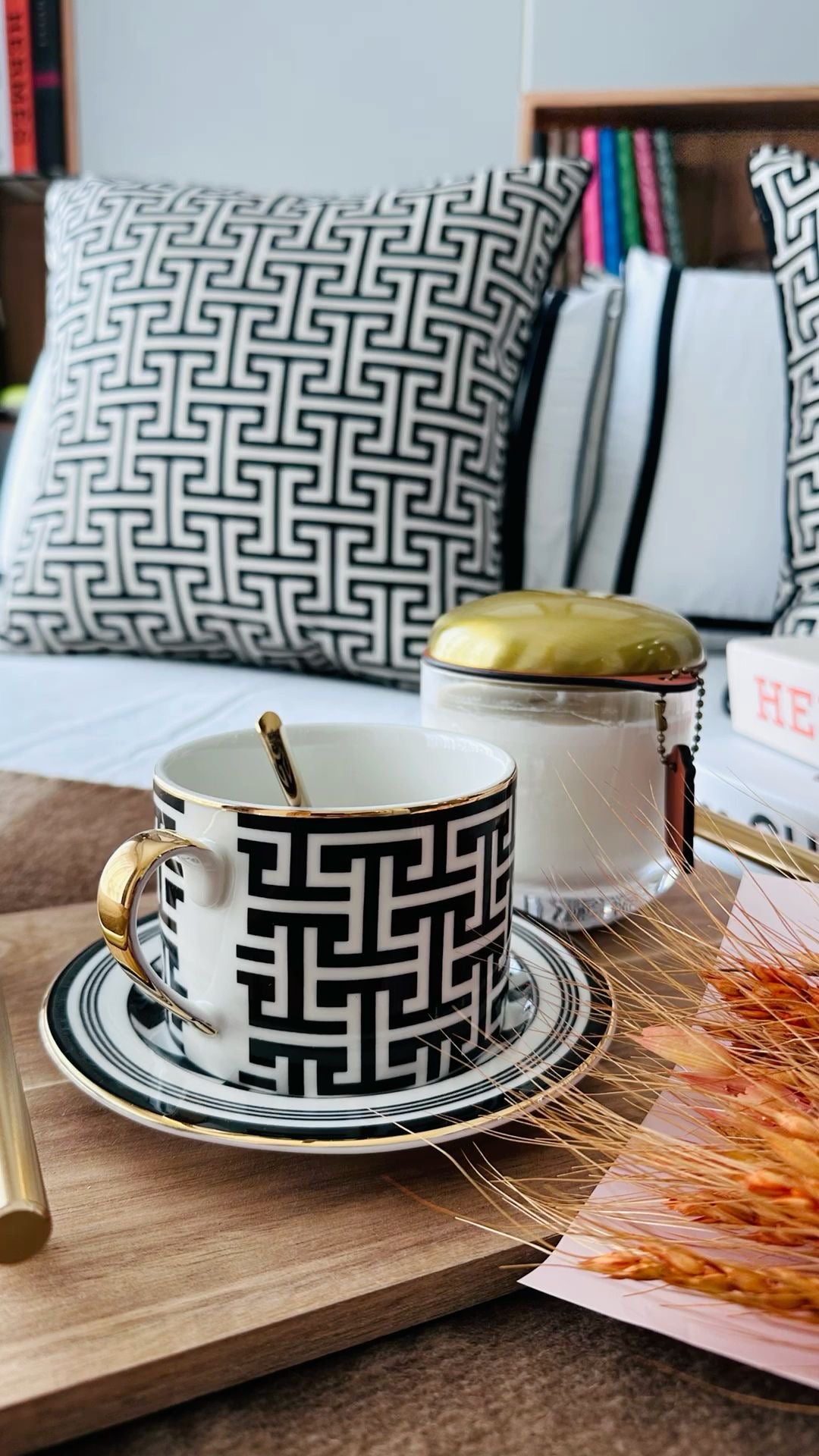 Maze Porcelain mug set - Black