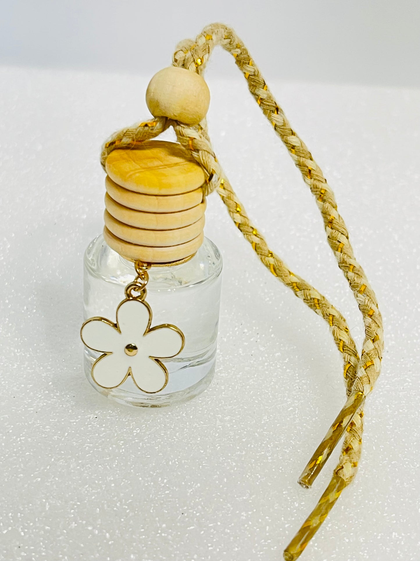 Car Diffuser with Daisy Flower Pendant