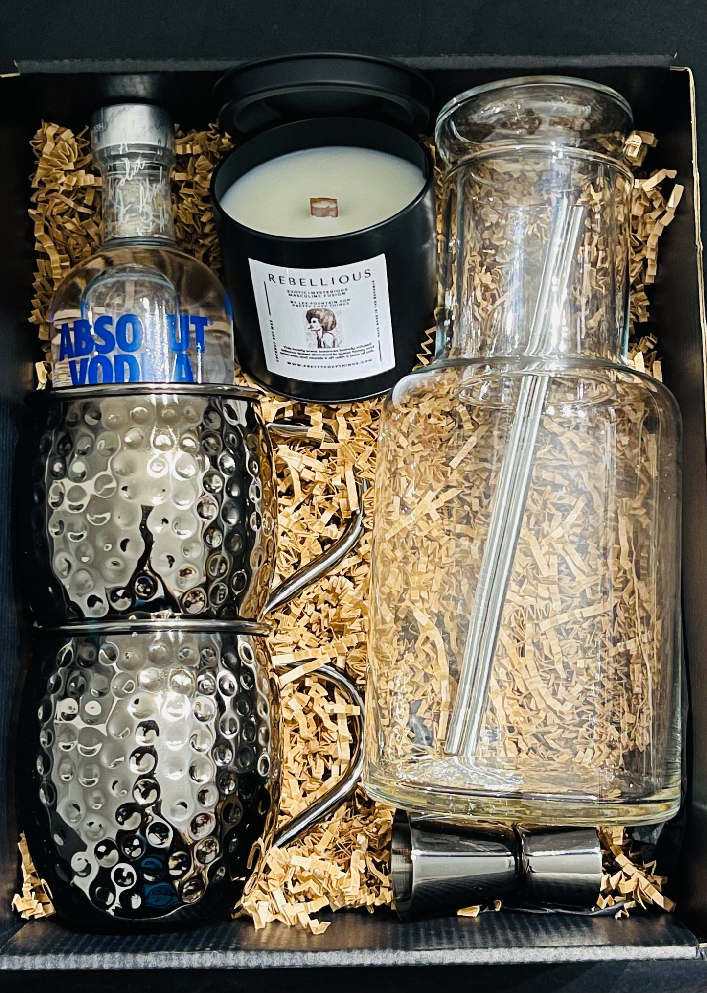 Rebellious Cozy Masculine Box / Classic Edition.